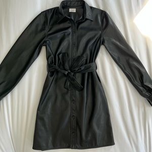 ARITZIA Wilfred Caroline vegan leather dress 2XS